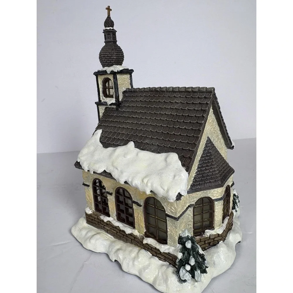 Berta Hummel Holy Night Chapel Hawthorne Village Christmas Village Church w/ COA